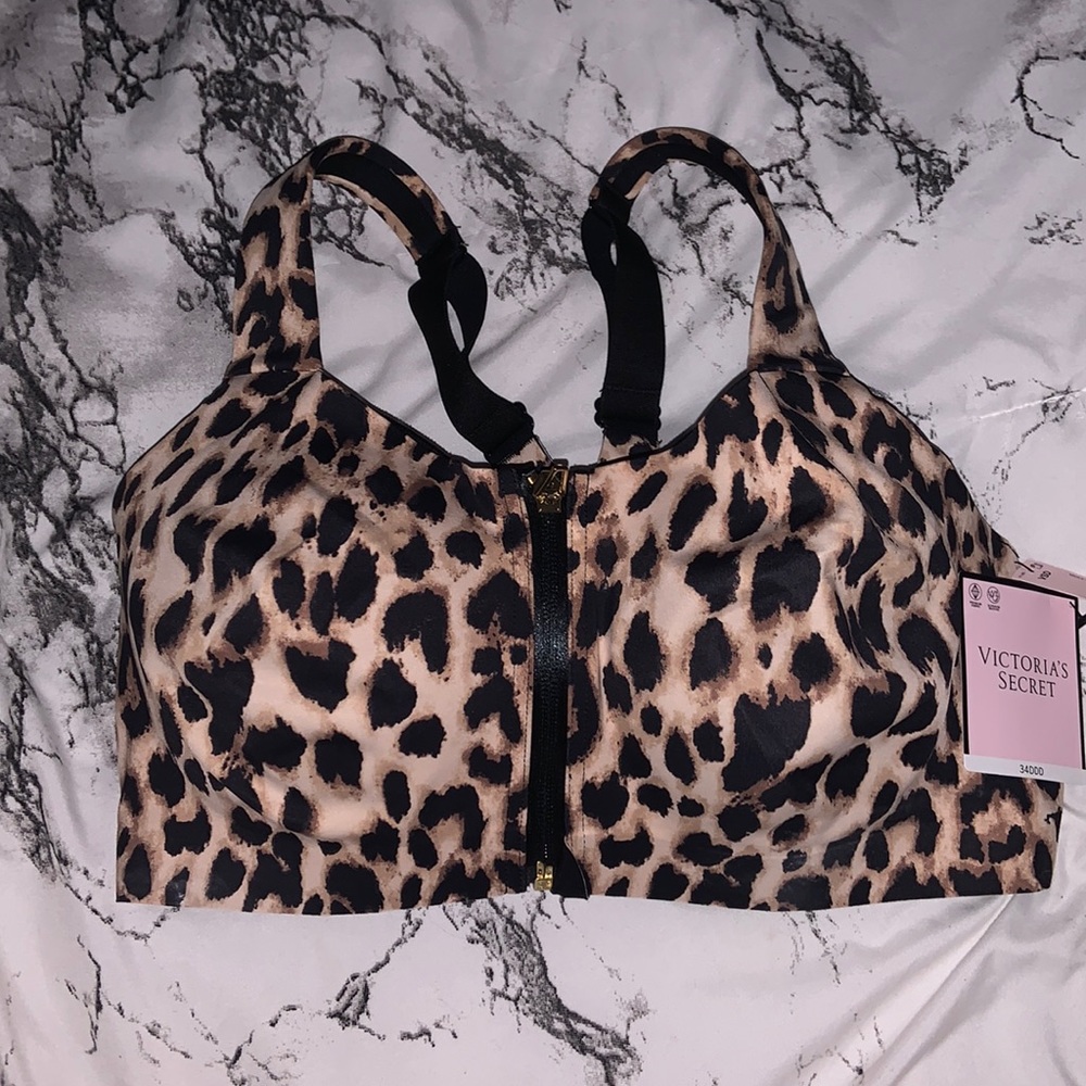 Victoria Secret sports bra